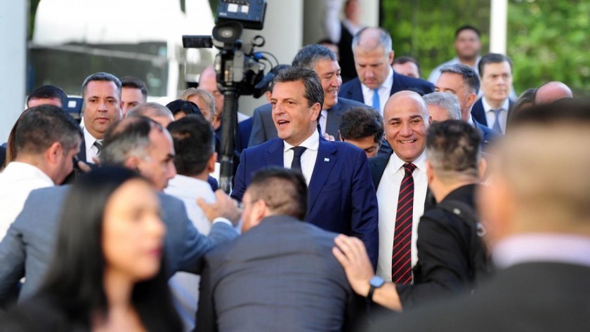 Massa, a las petroleras: