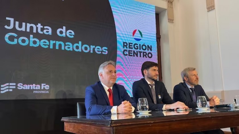 Llaryora, Pullaro y Frigerio reclamaron a Milei por una deuda de la caja previsional