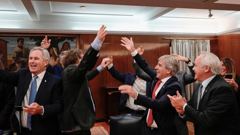 Llegó el primer desembolso del FMI y las reservas del BCRA treparon a casi US$ 36.800 millones