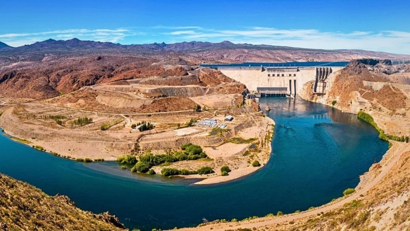 Privatización en el Comahue: el Gobierno preadjudica centrales a Central Puerto, Edison y BML