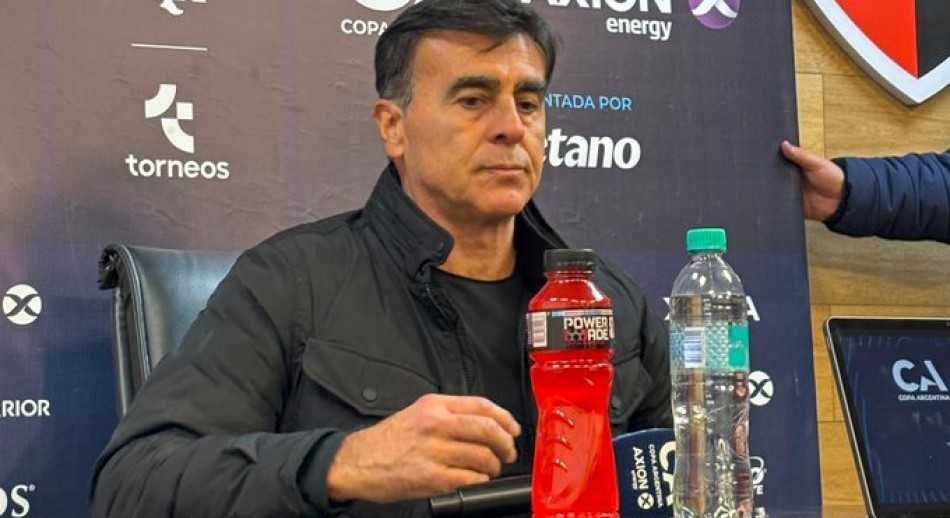 Tras la catástrofe en la Copa Argentina, Independiente despidió a Gustavo Quinteros
