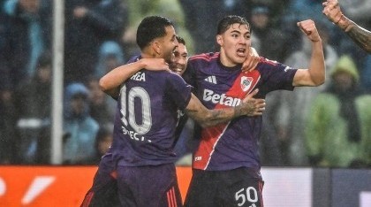 11 contra 10, River le ganó sobre la hora a Atlético en Tucumán